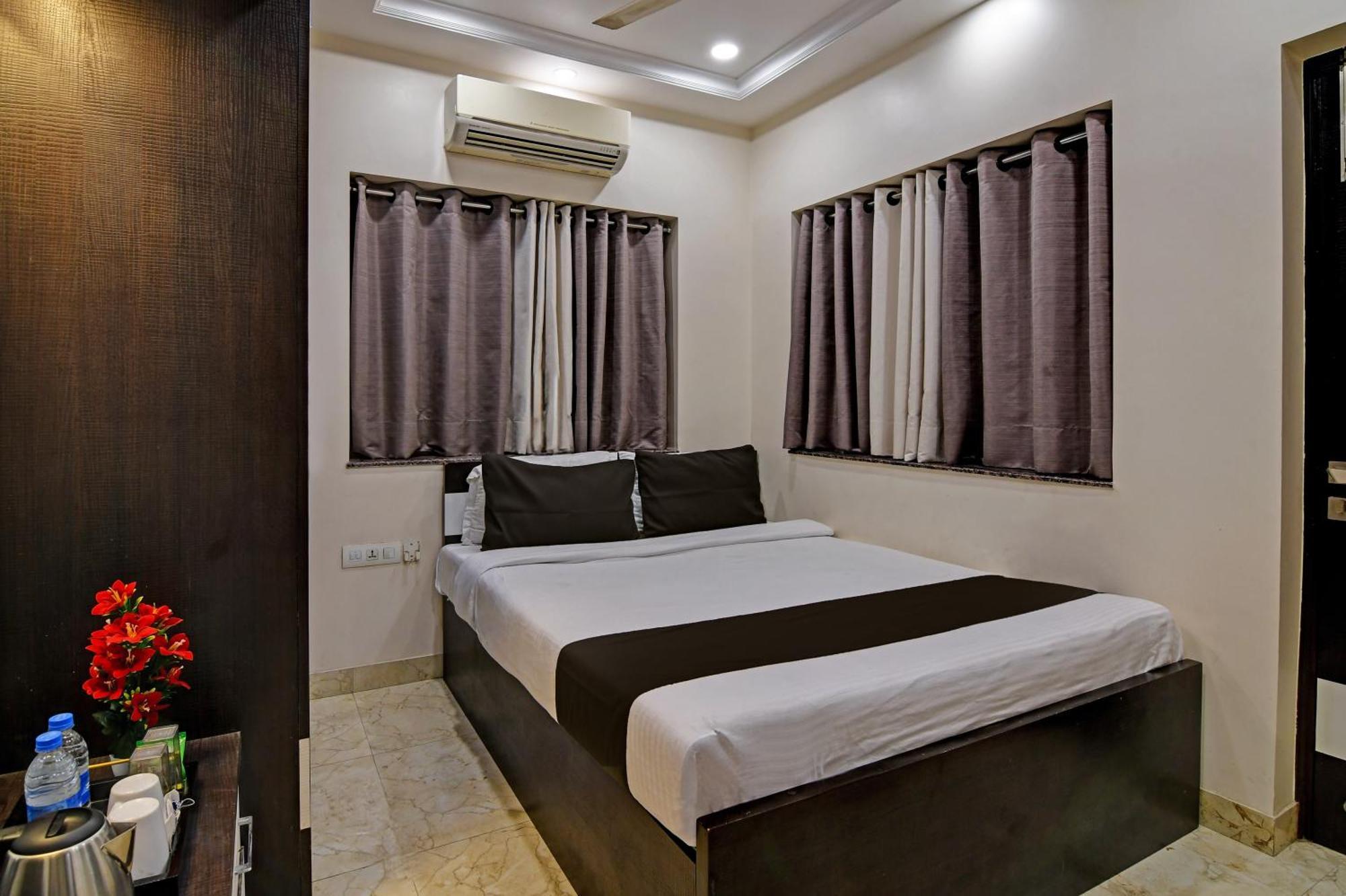 Hotel O Shivaalay Inn Near Newtown Bus Stand Calcutta Exteriör bild